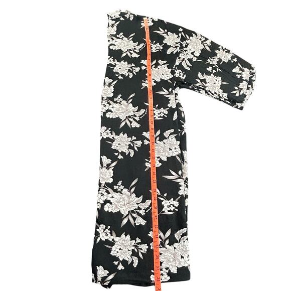 Spiritual Gangster Maya Kimono Women Sz OS Black White Tie Front Floral Cover Up - Picture 12 of 12